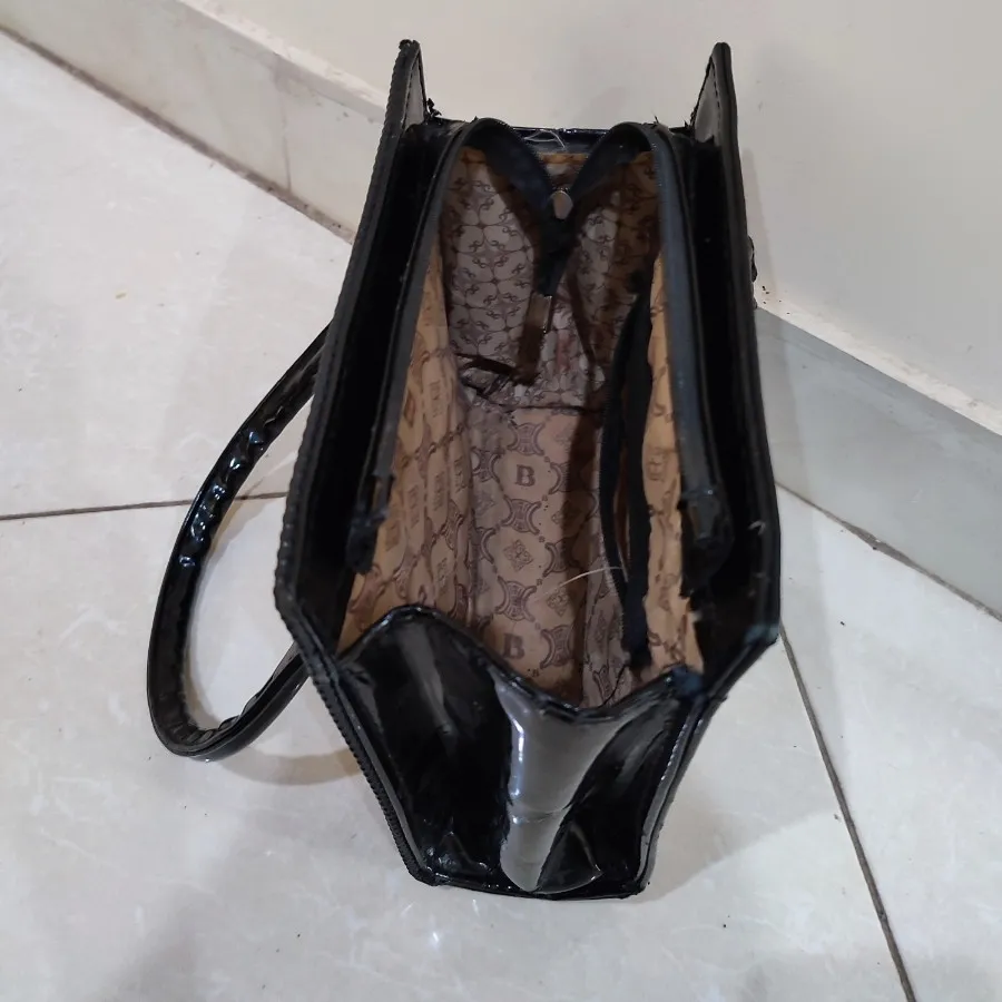 کیف ورنی مجلسی