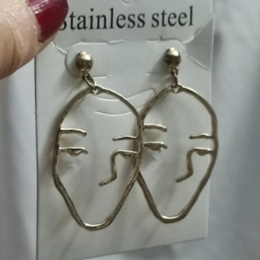 گوشواره رخ،خاص و تک