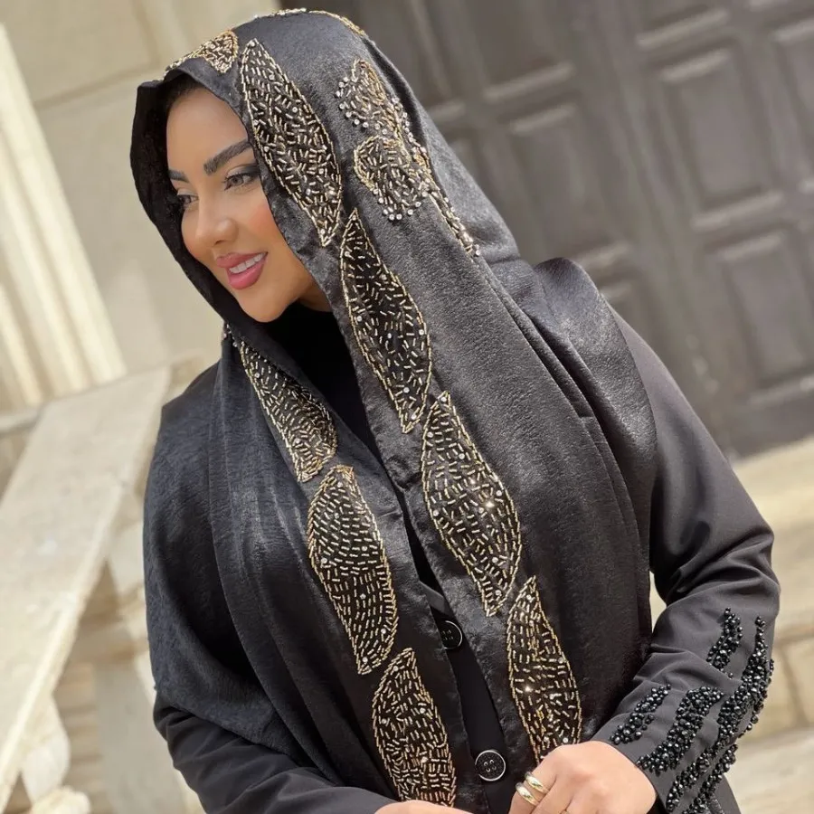 شال جواهر دوزی