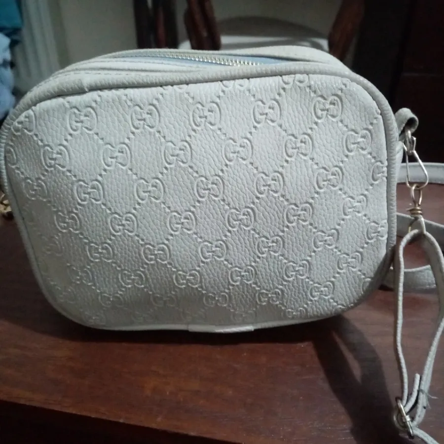 کیف رو دوشی