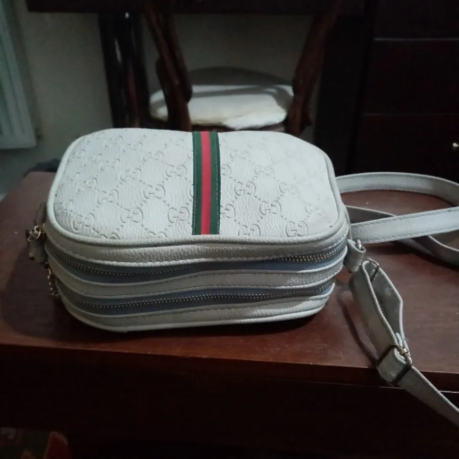 کیف رو دوشی