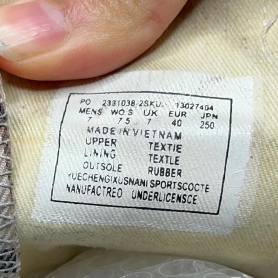 کانورس اصل سایز 40