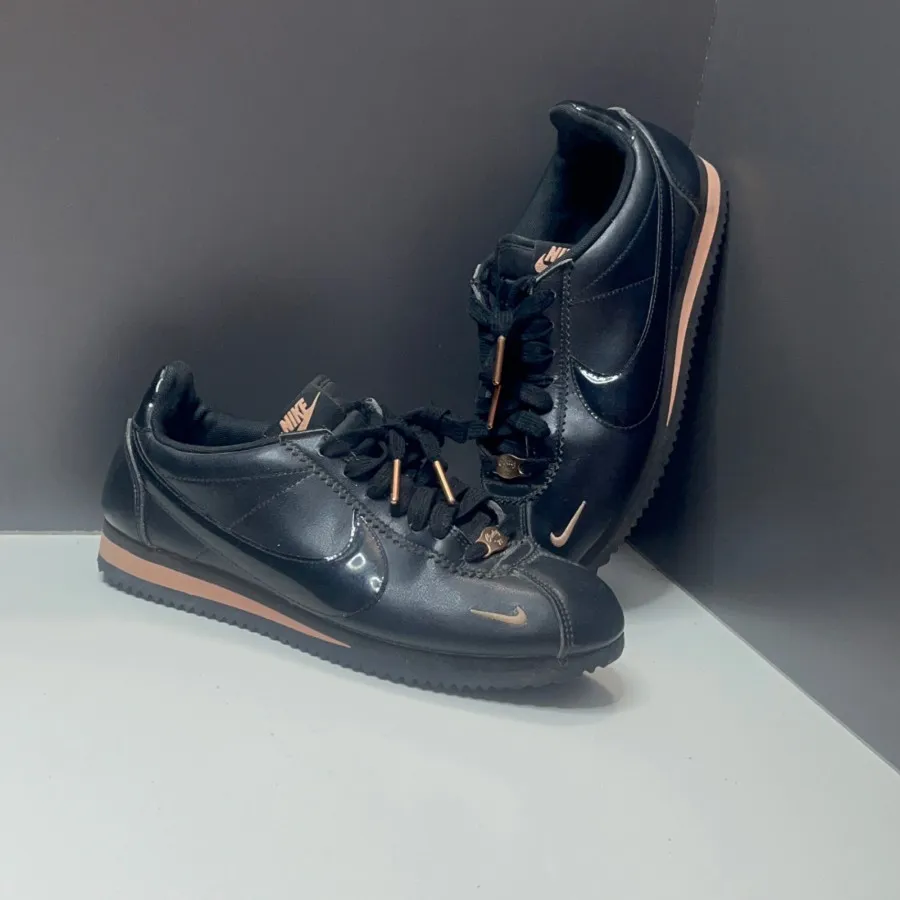 کفش کتونی Nikeسایز 37