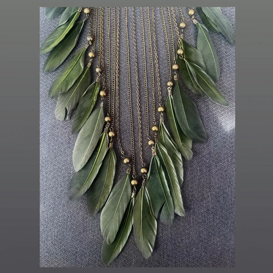 گردنبند بسیار خاص MOA