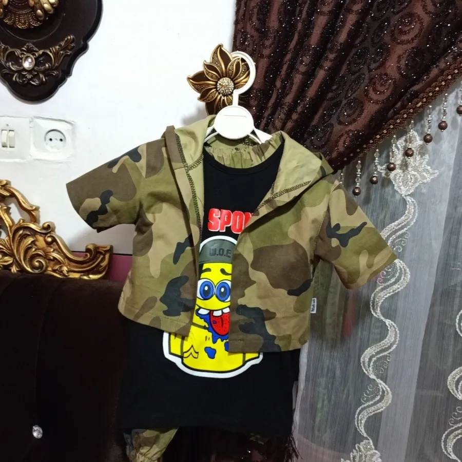 سه تیکه ارتشی