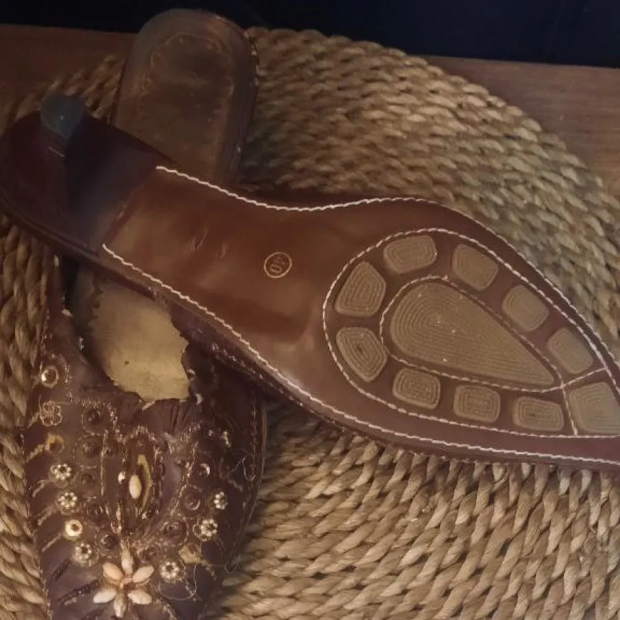 دمپایی روفرشی