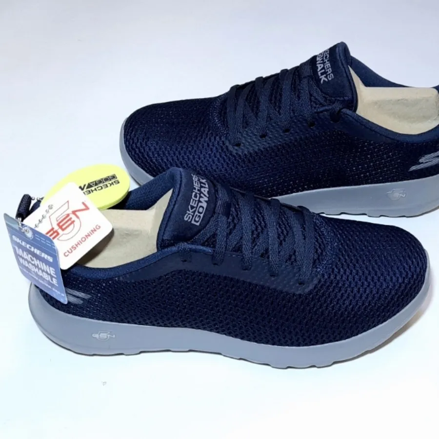 کفش پیاده روی اسکچرز اصل