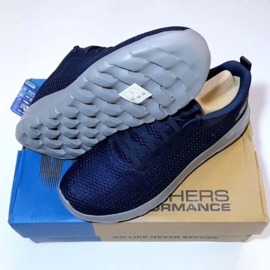 کفش پیاده روی اسکچرز اصل