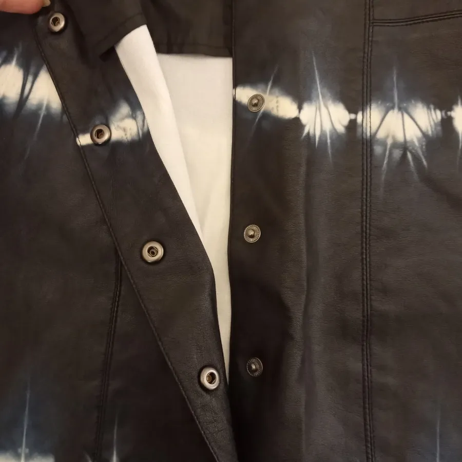 دامن کوناه زارا چرم