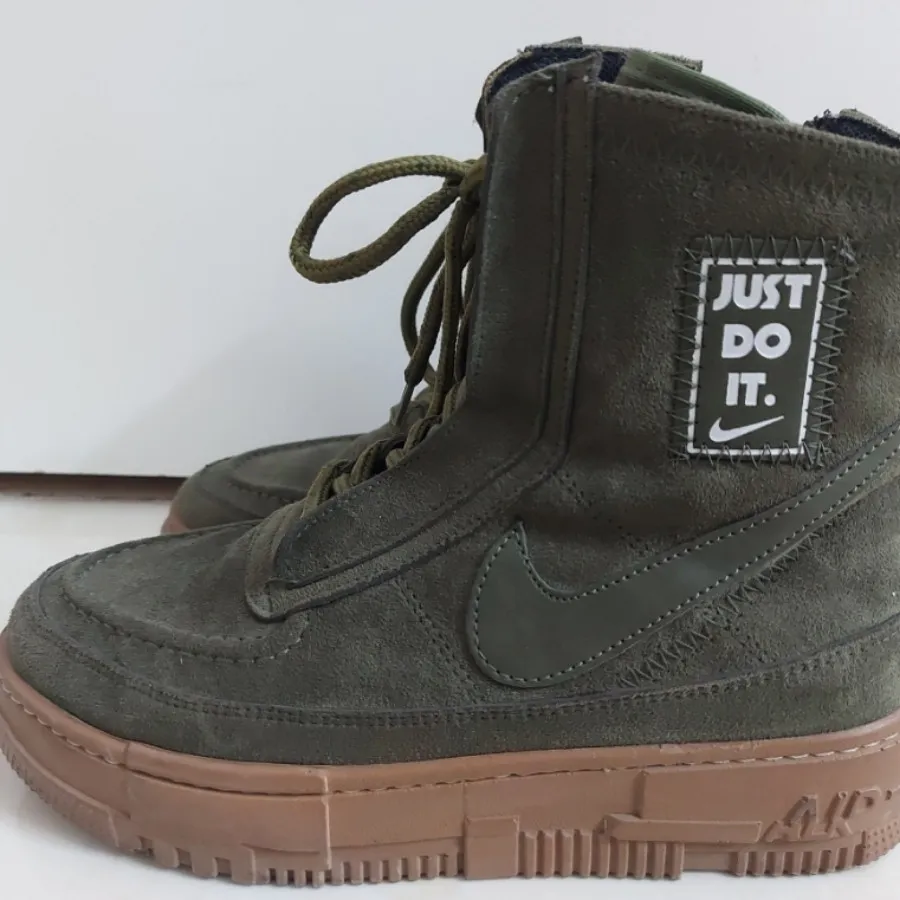 نیم بوت های زنانه