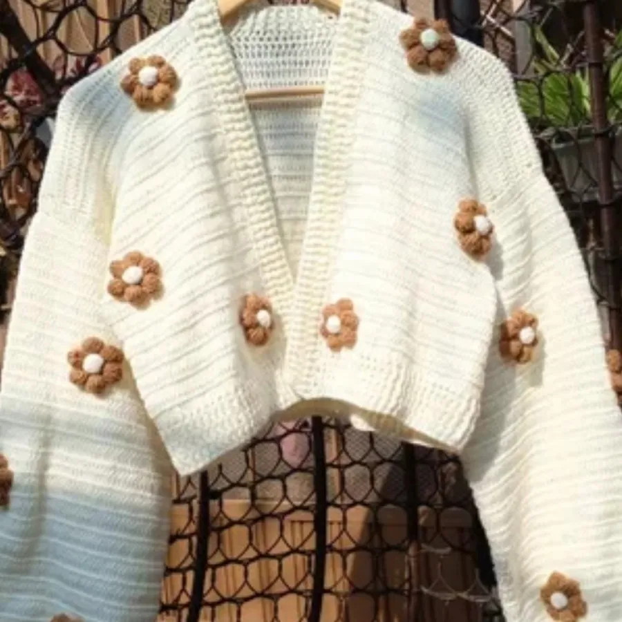 سویشرت گل برجسته