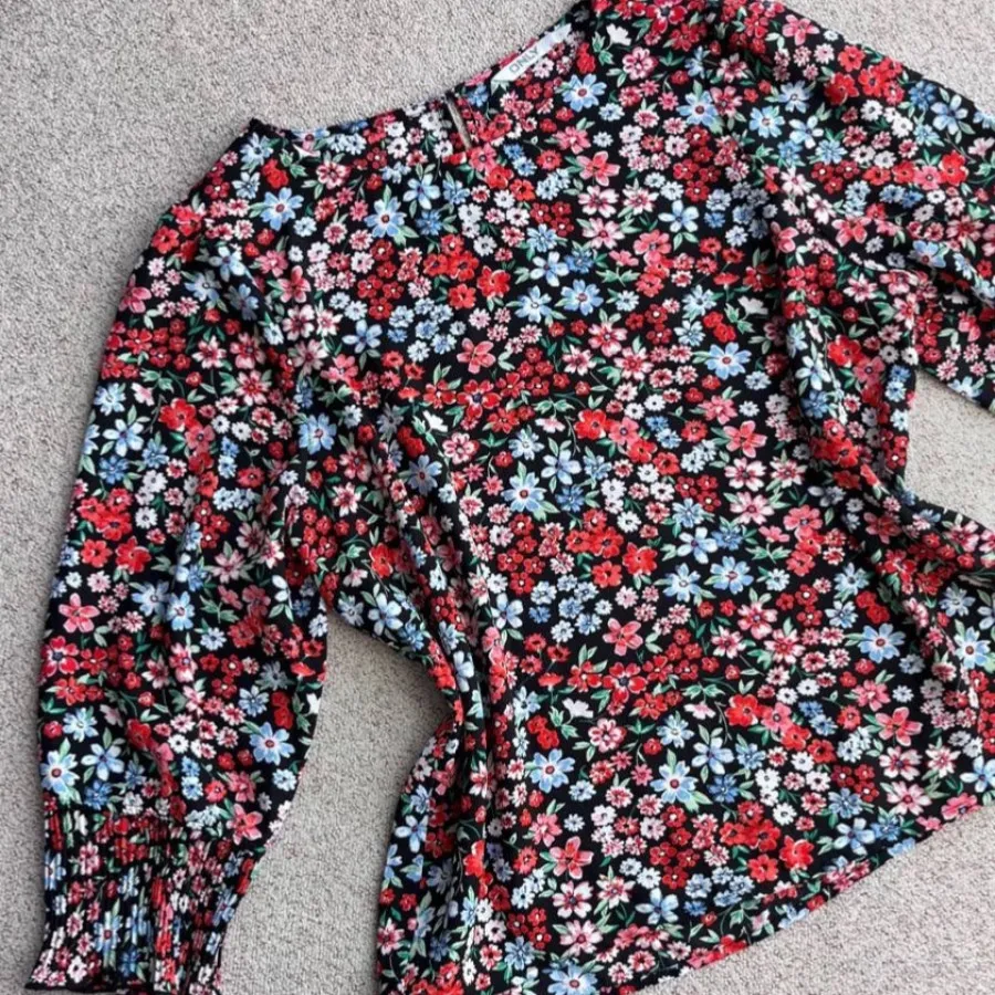 بلوز برند only