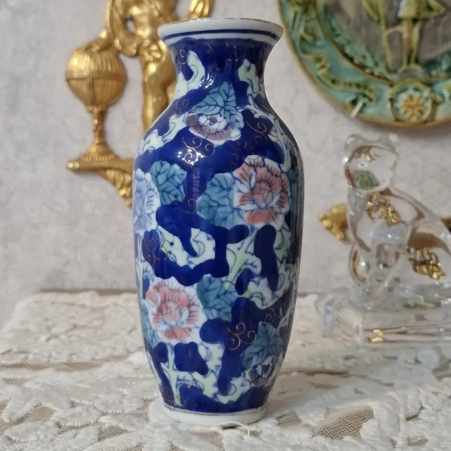 گلدان قدیمی