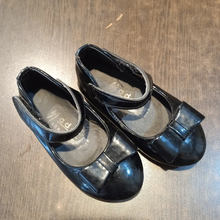 کفش ورنی دخترانه