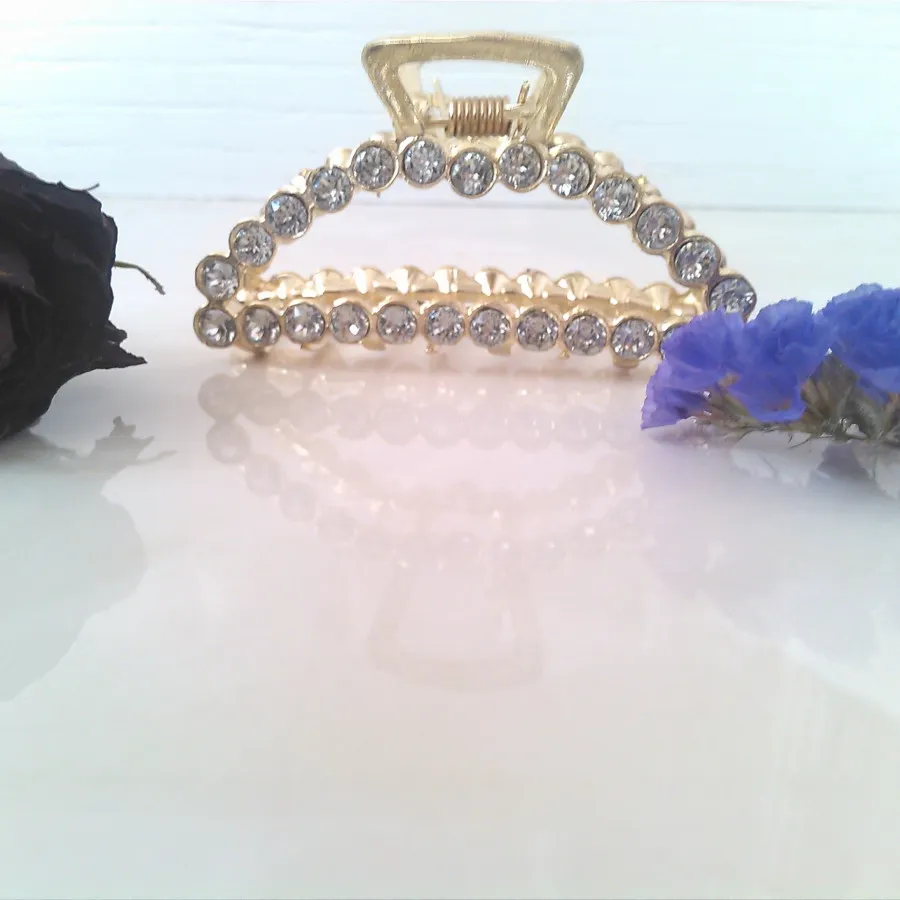 کلیپس نگینی زیبا