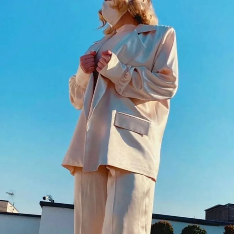 کت شلوار ساتن