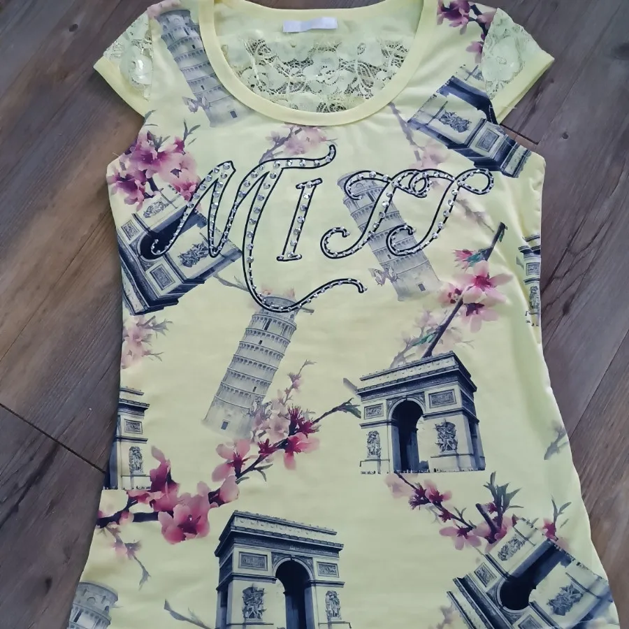 تی شرت زاپ دار