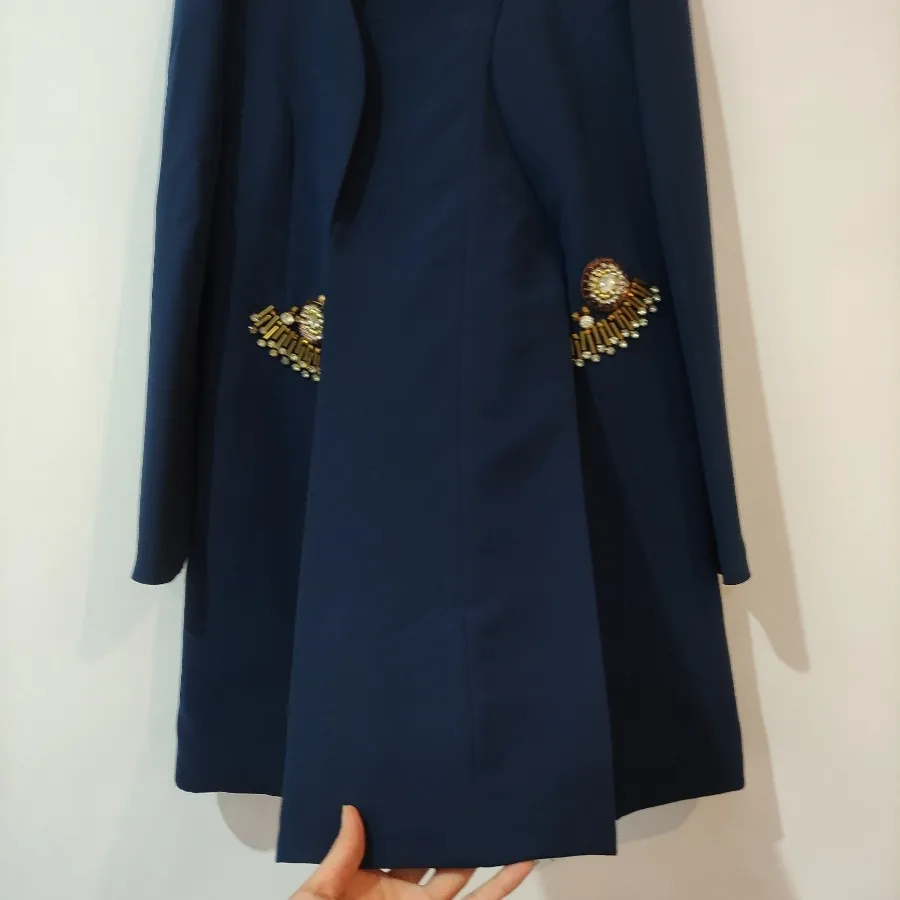 کت شلوار سنگدوزی شده