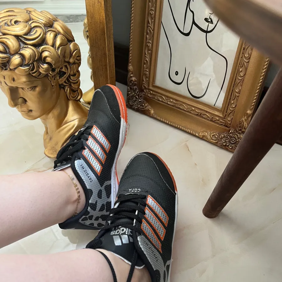 کفش اسپرت طرح ادیداس