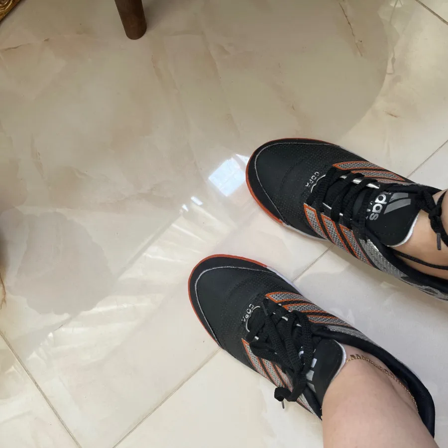 کفش اسپرت طرح ادیداس