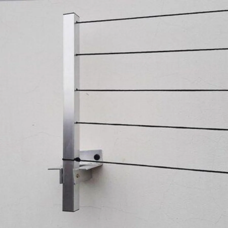 بند رخت تاشو دیواری