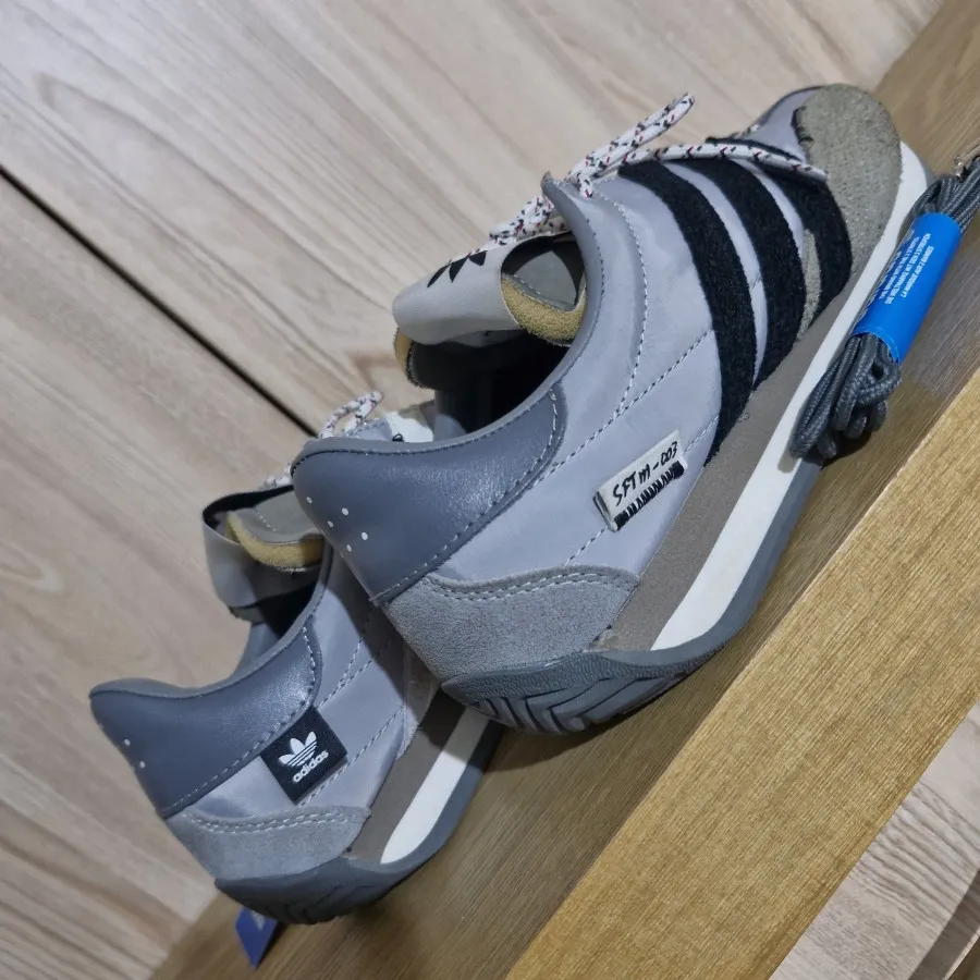 کفش برند آدیداس اورجینال