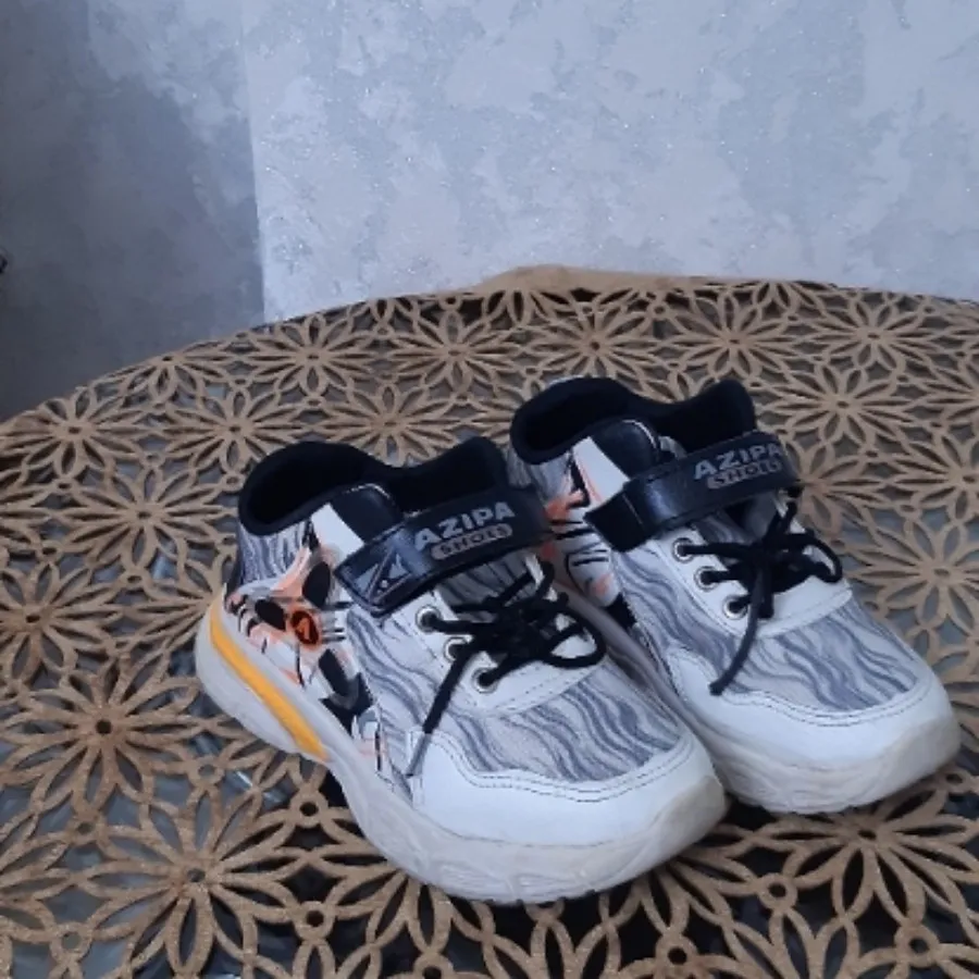 کتونی پسرانه