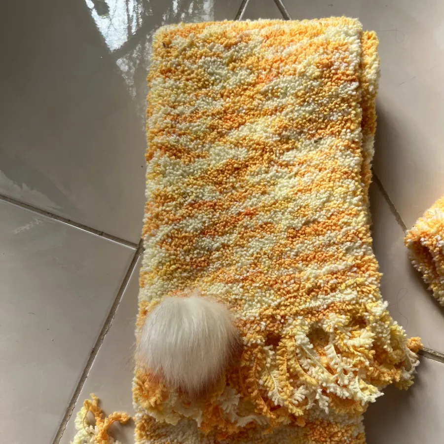 شال و کلاه دستباف