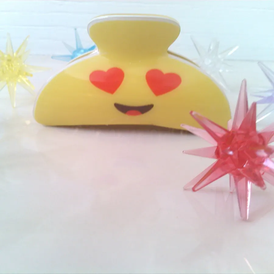 کلیپس طرح استیکر