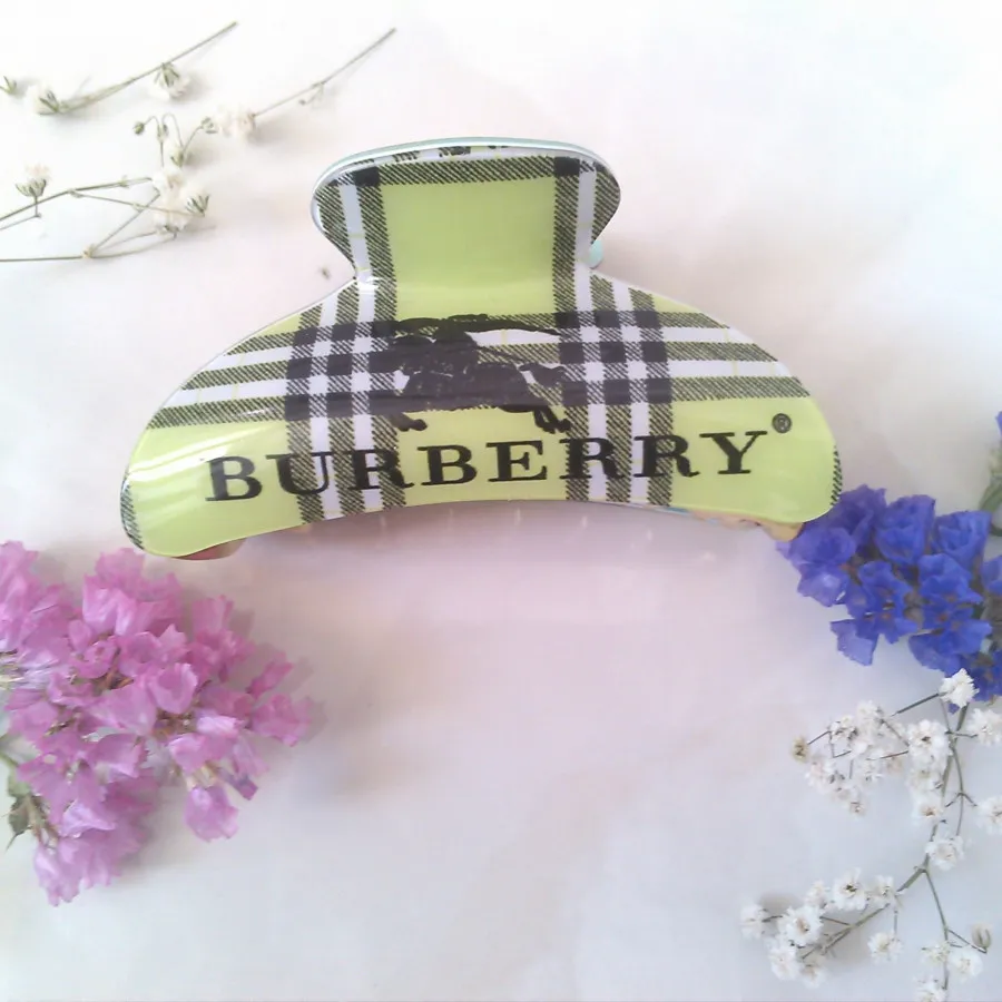 کلیپس رنگارنگ زیبا