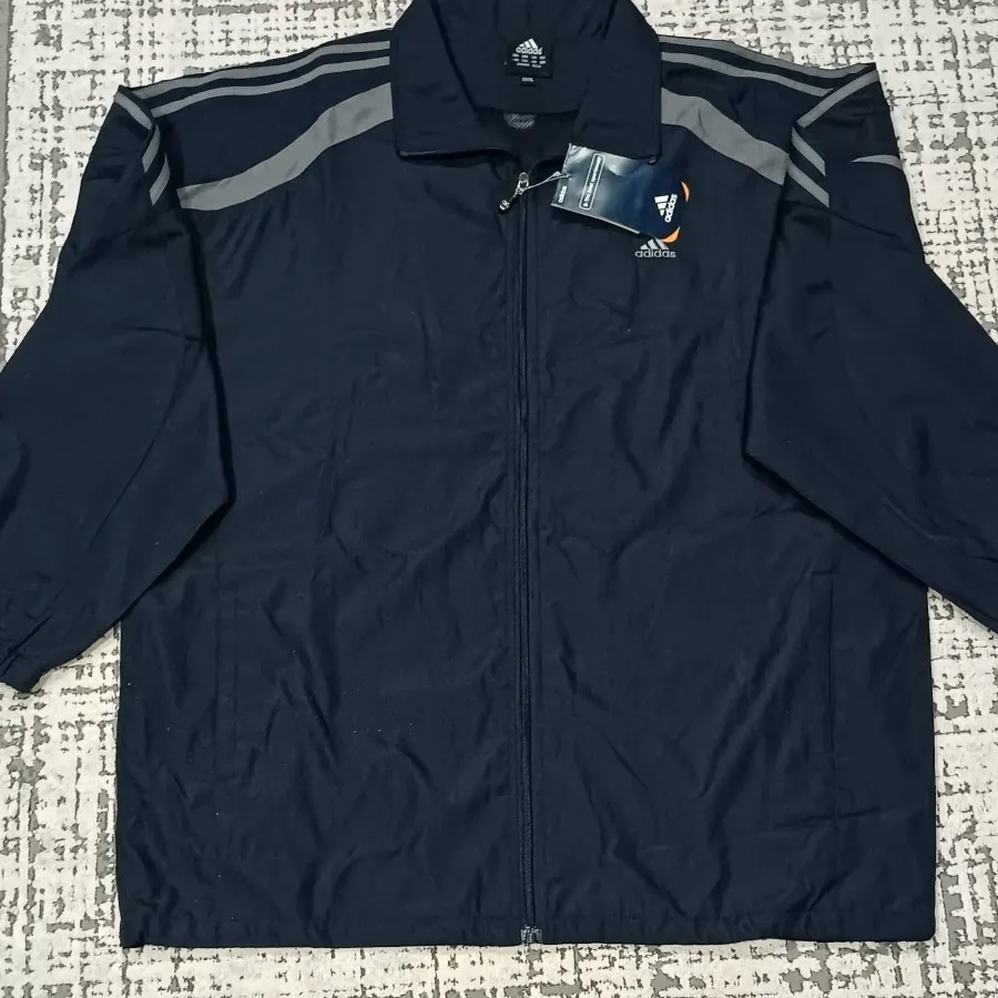 گرمکن آدیداس