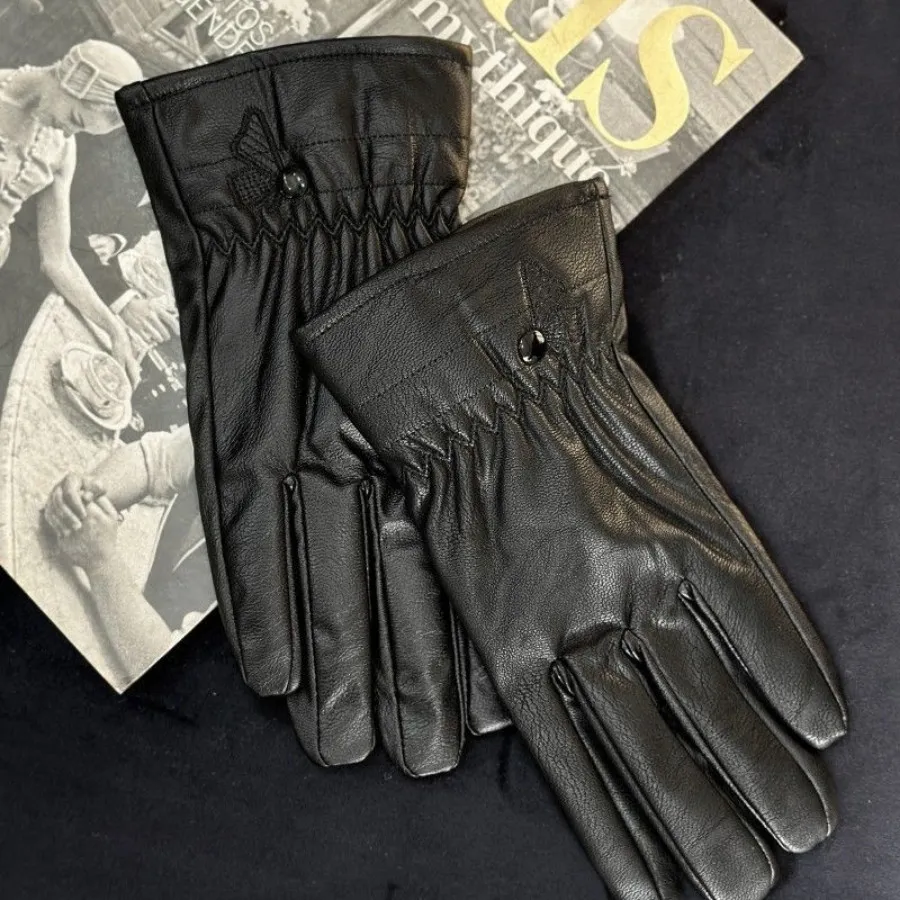 دستکش لوکاس