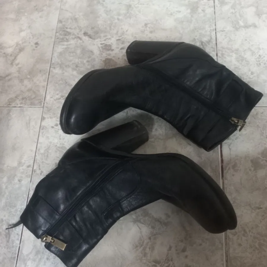 نیم بوت چرم