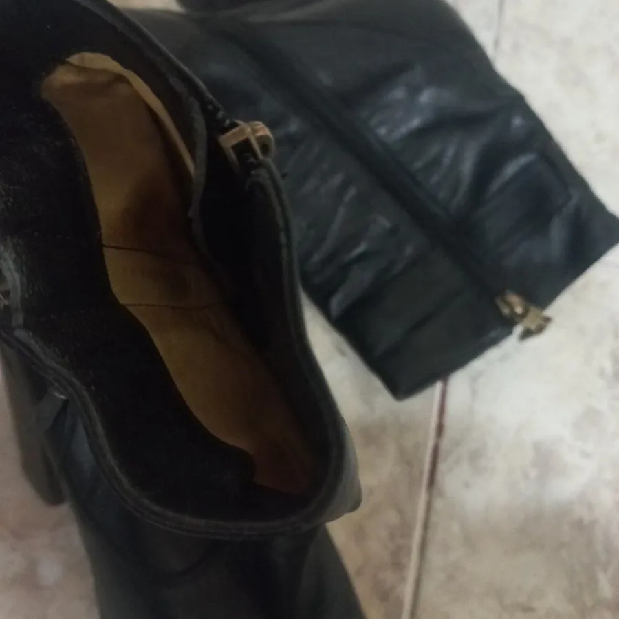 نیم بوت چرم