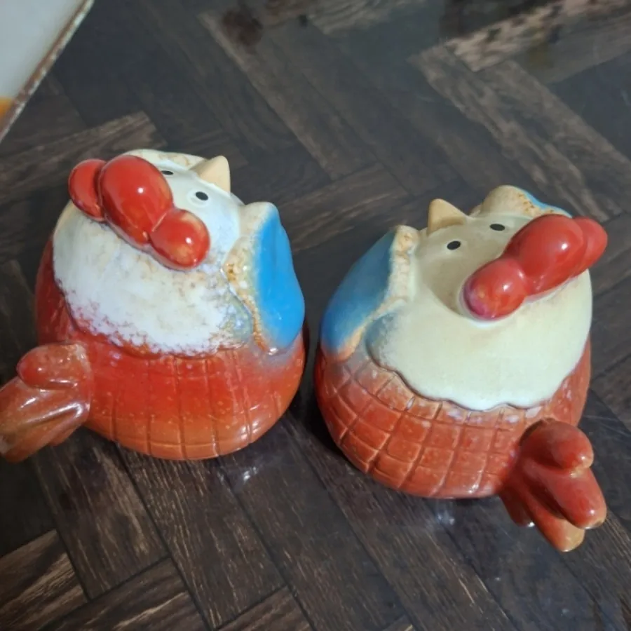 دوتا دکوری خروس تپل مپلی