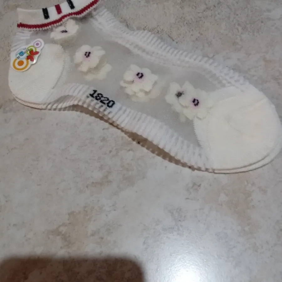 جوراب بچگانه