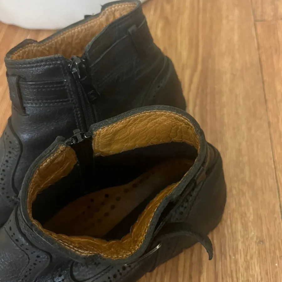 نیم بوت چرم شیک