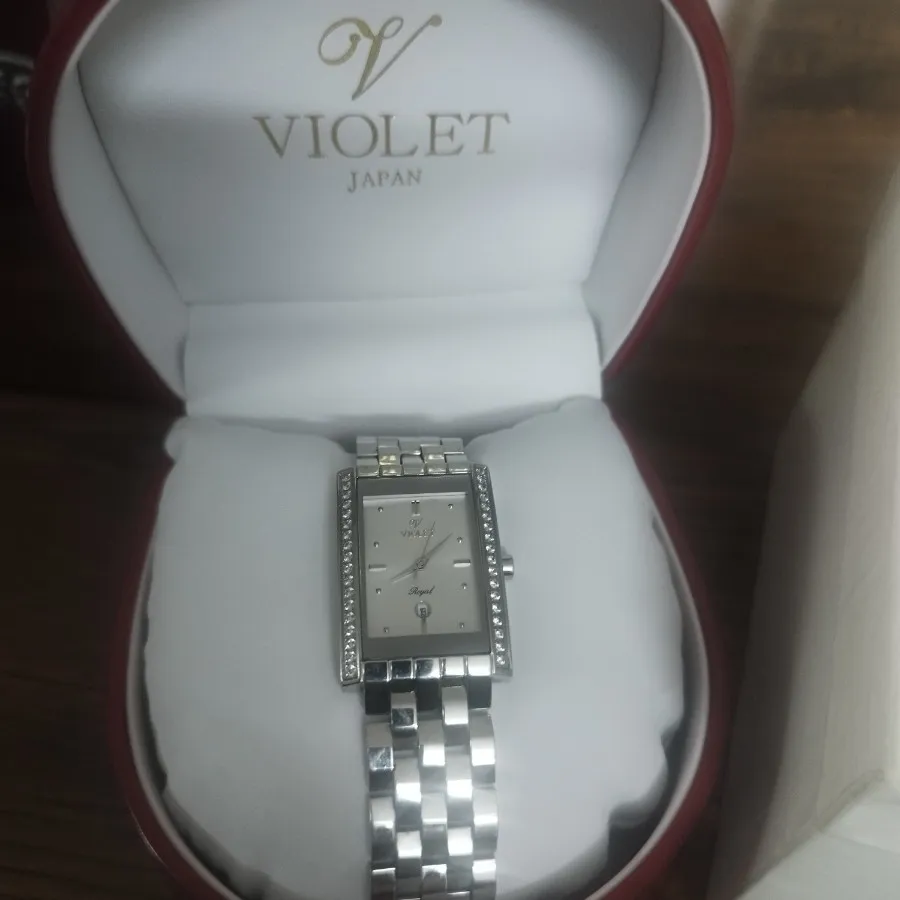 ساعت وایولت