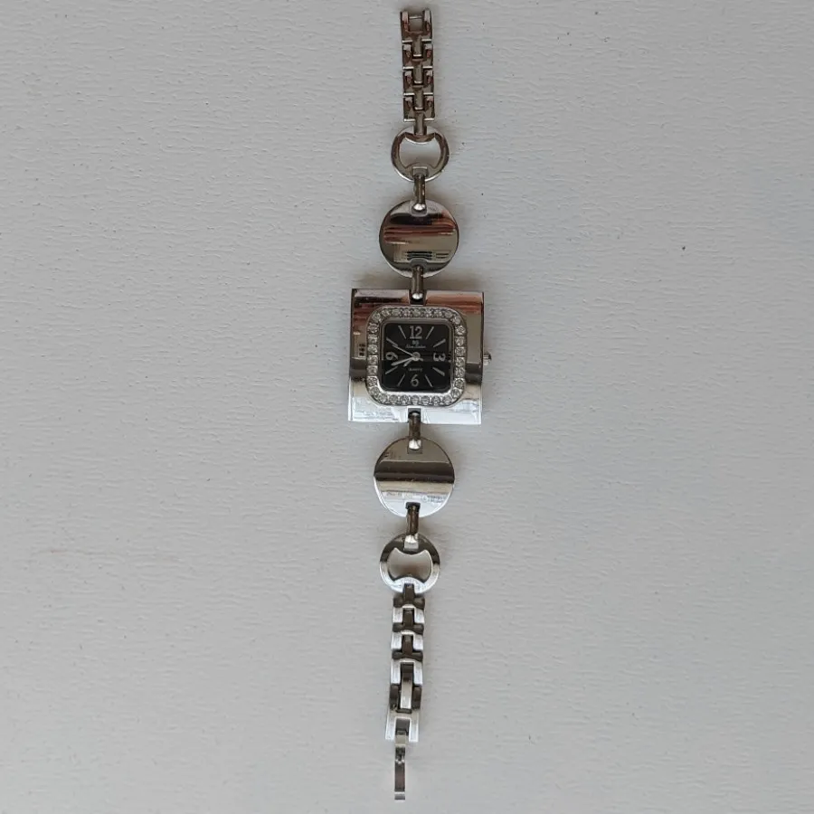 ساعت بلوسیستر