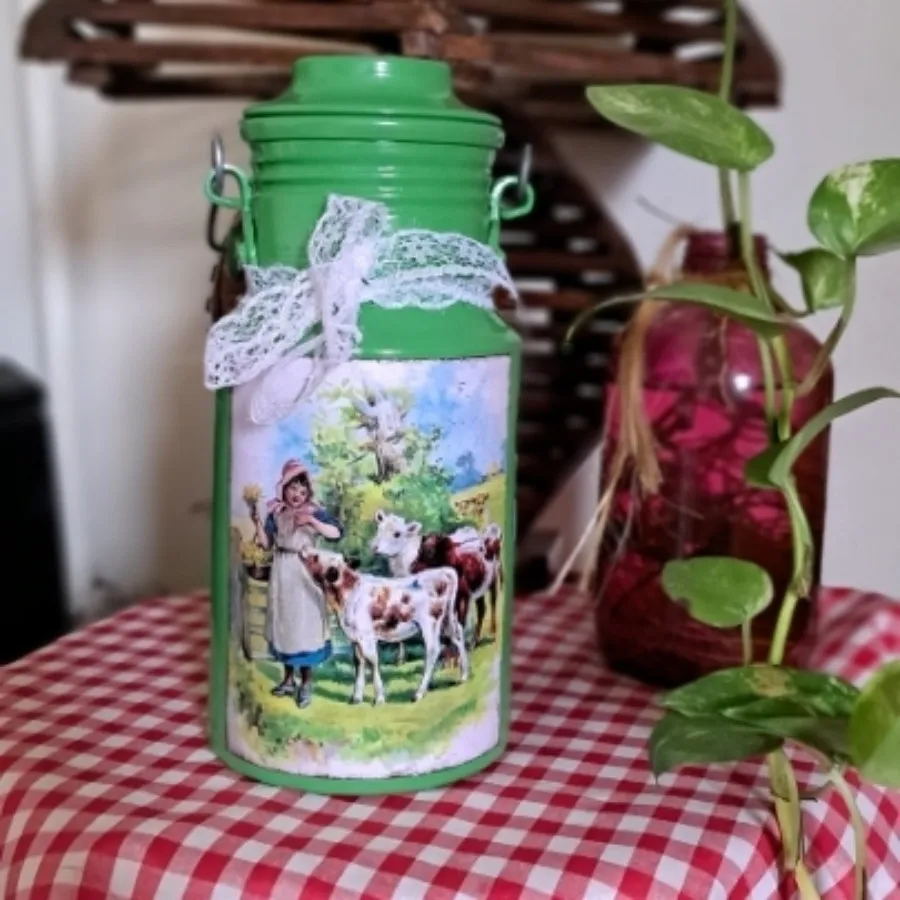 بانکه یک کیلویی فلزی سبز