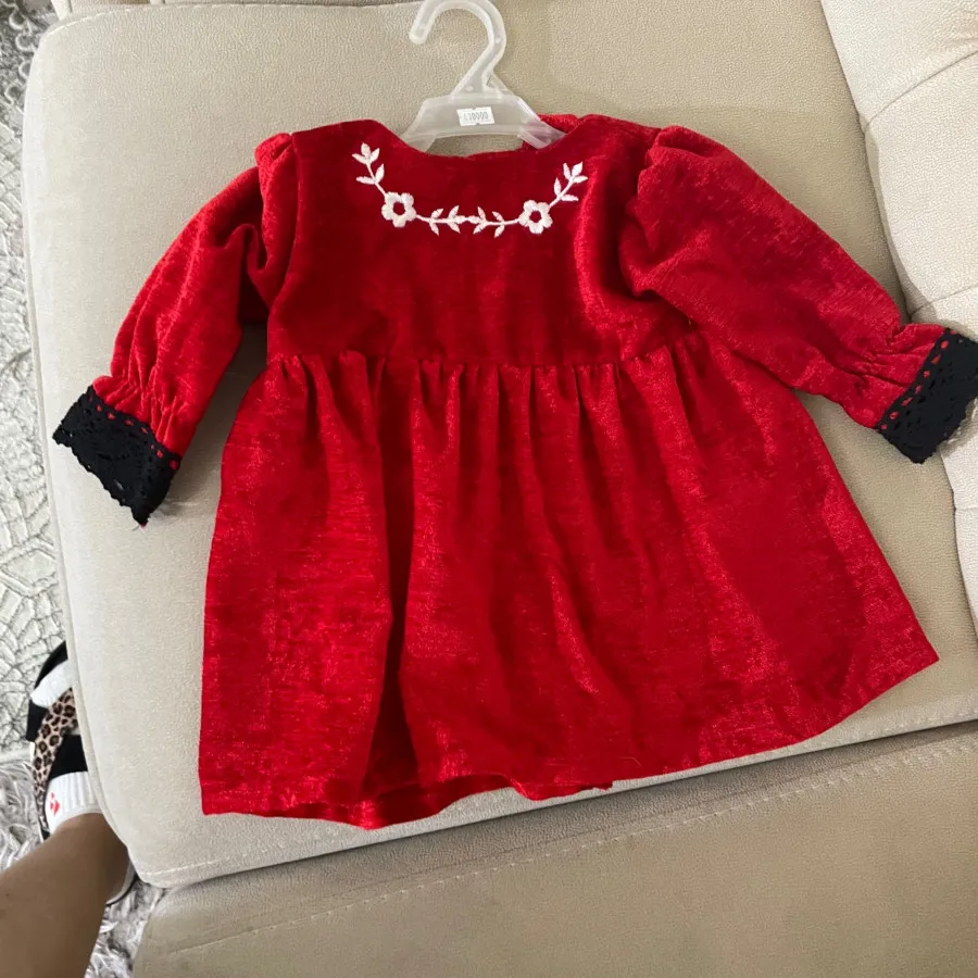 پیراهن بچگانه