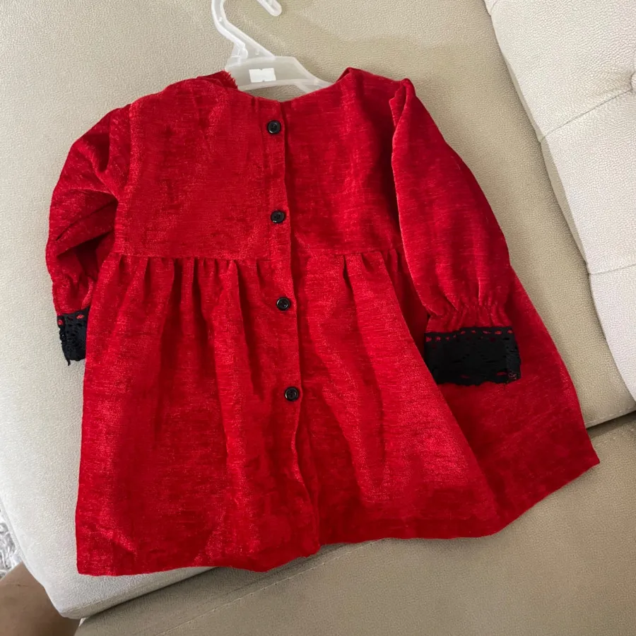 پیراهن بچگانه