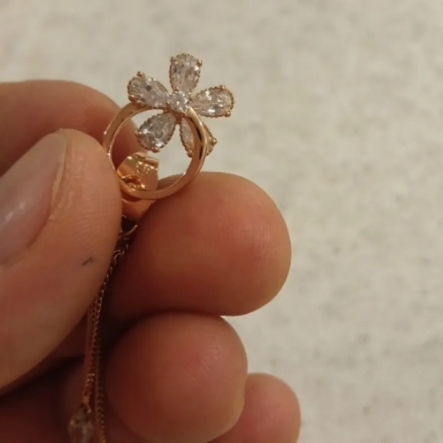 گوشواره آویز طلایی