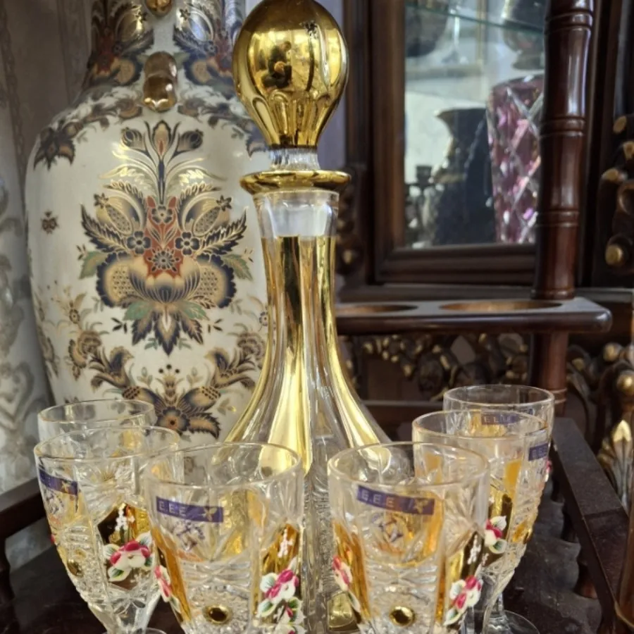 تنگ و جام 8 پارچه طلاکوب