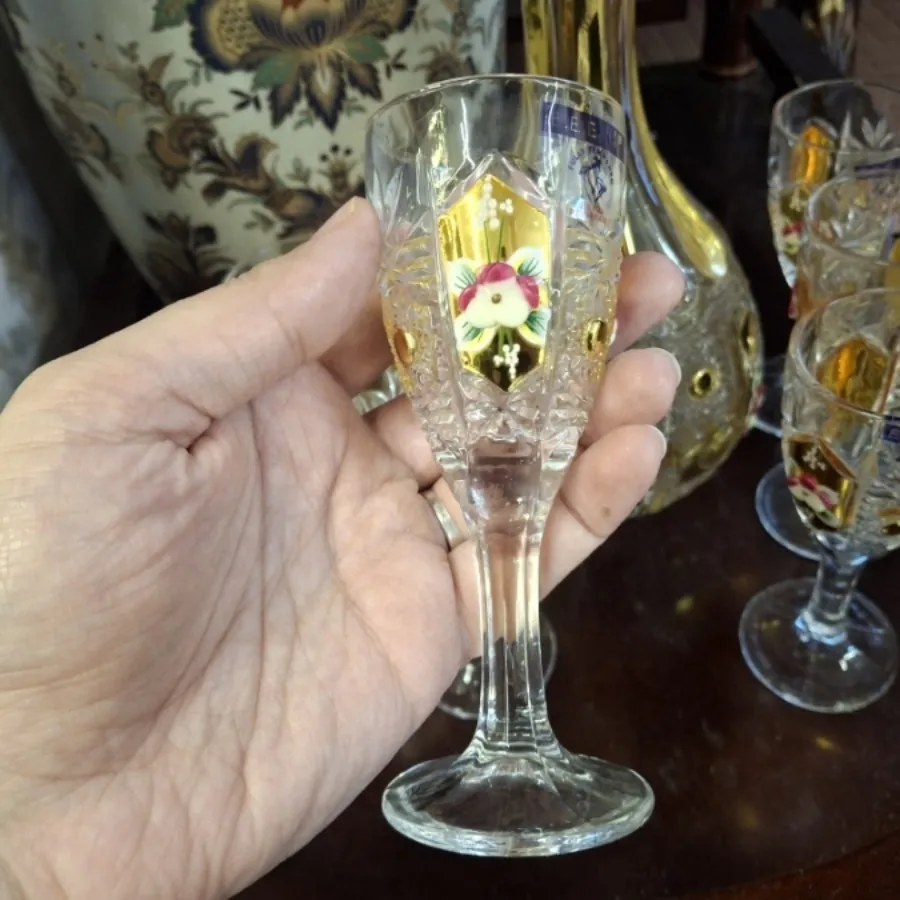 تنگ و جام 8 پارچه طلاکوب