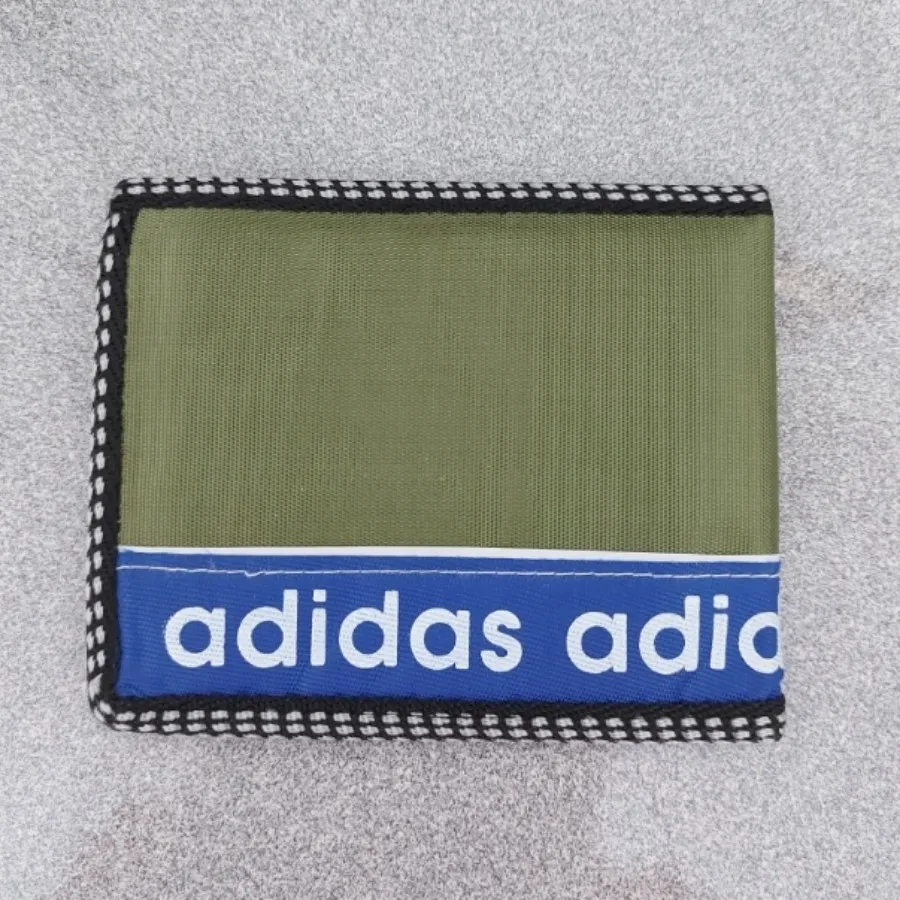 کیف پول آدیداس