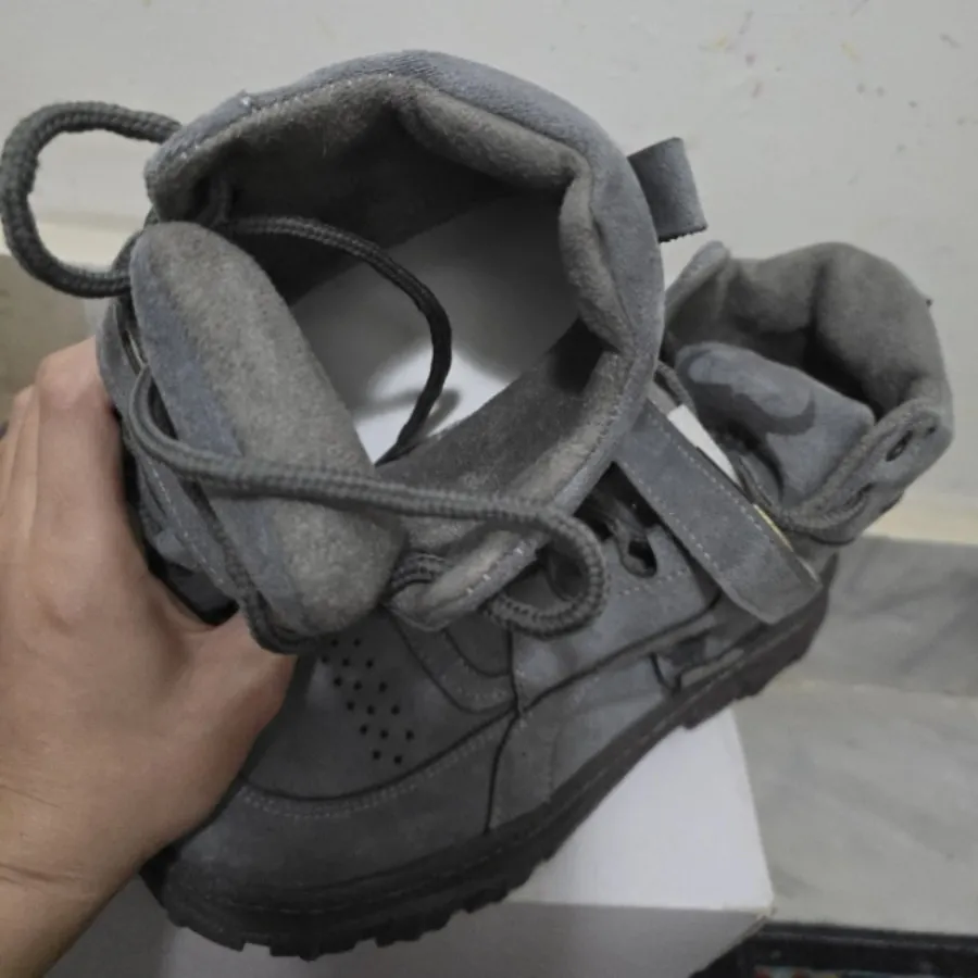 بوت طوسی بوفالو سایز 39