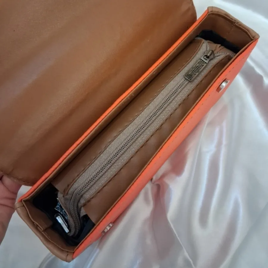 کیف در مثلثی