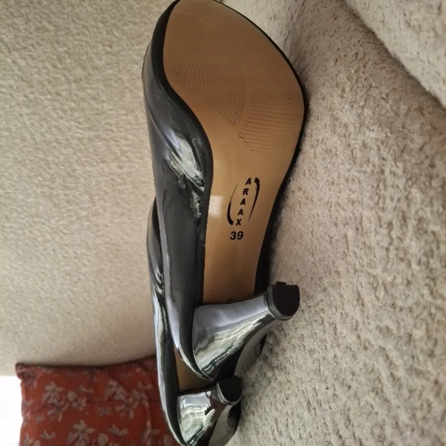 کفش پاشنه 10 سانتی