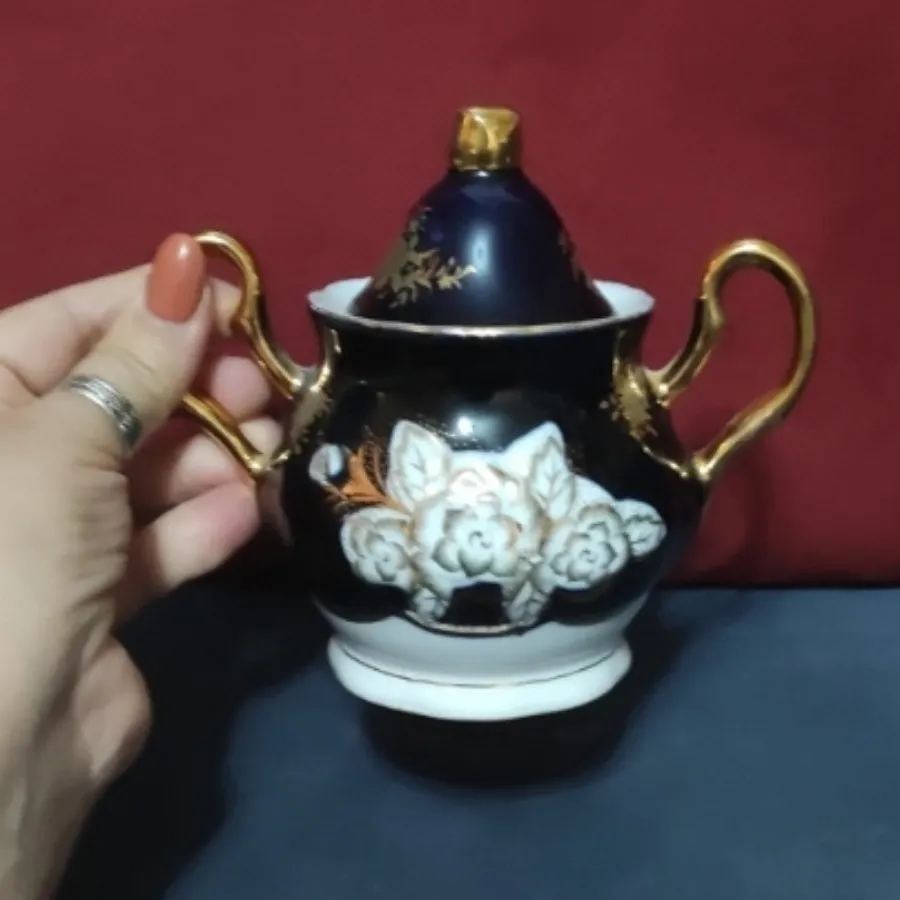 قندون گل برجسته